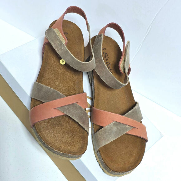 Bio-Gold Suede Leather Sandals Cork Wedge Ankle Strap Womens Size 9 Taupe Peach - Picture 4 of 14